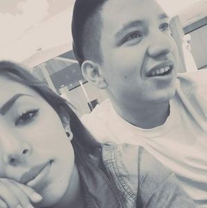 Meet your Posher, Carlos